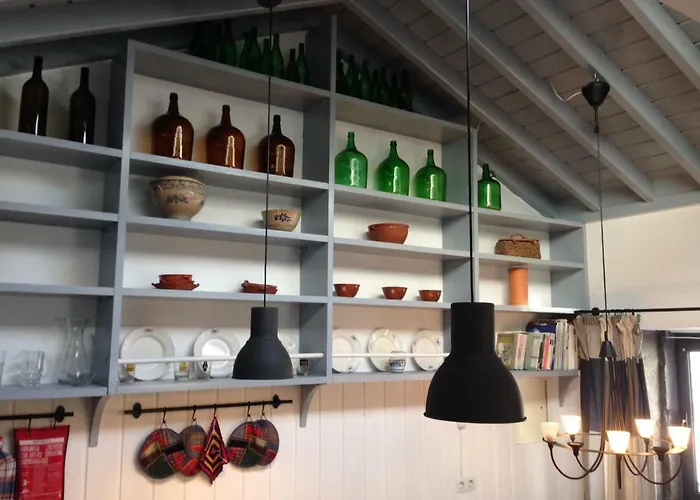 Casadavinhagrande Biscoitos (Terceira)